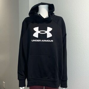 Under Armour, hooded sweatshirt, size 2xl. super comfortable, kangaroo pocket